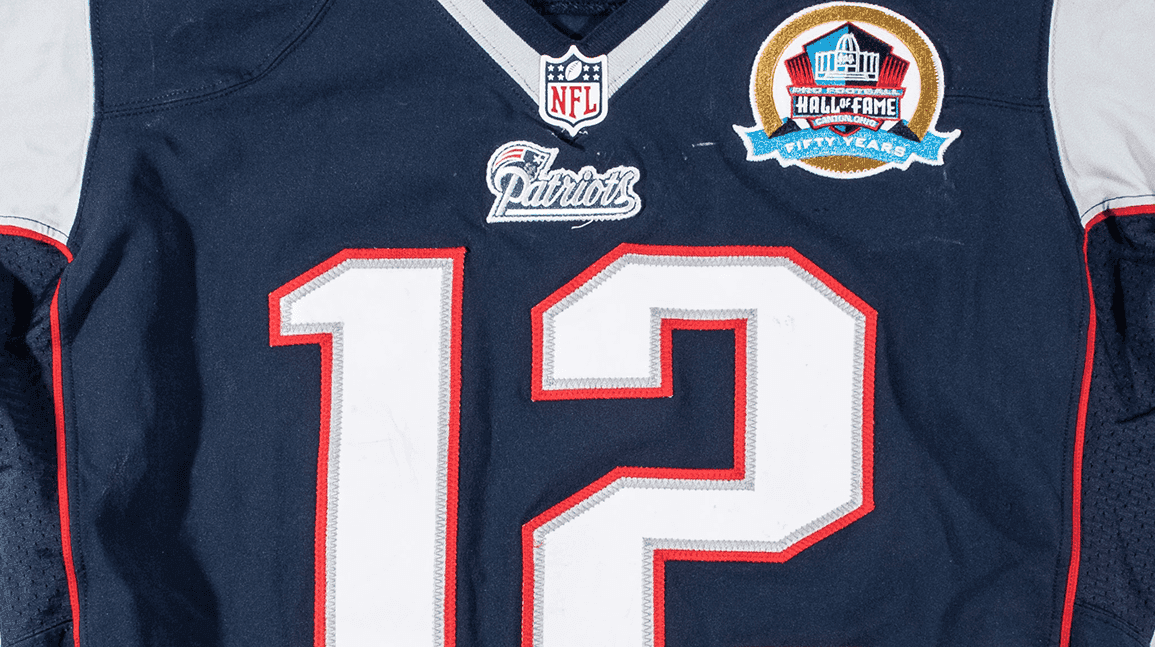 Cover Image for Owner of 2012 game-used Tom Brady jersey could see major payday