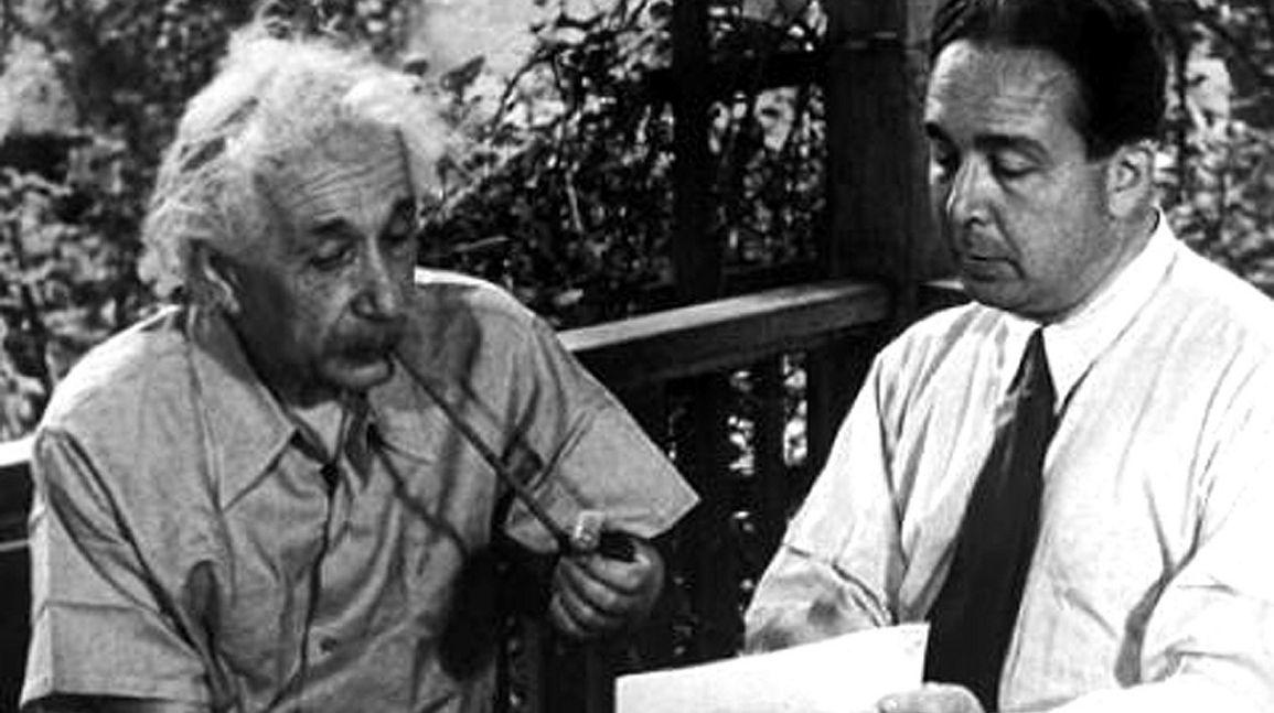 Cover Image for Einstein's warning letter to FDR will be auctioned at Christie's