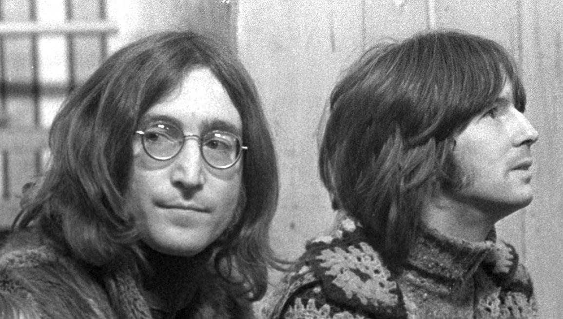 Cover Image for Letter from John Lennon to Eric Clapton up for auction