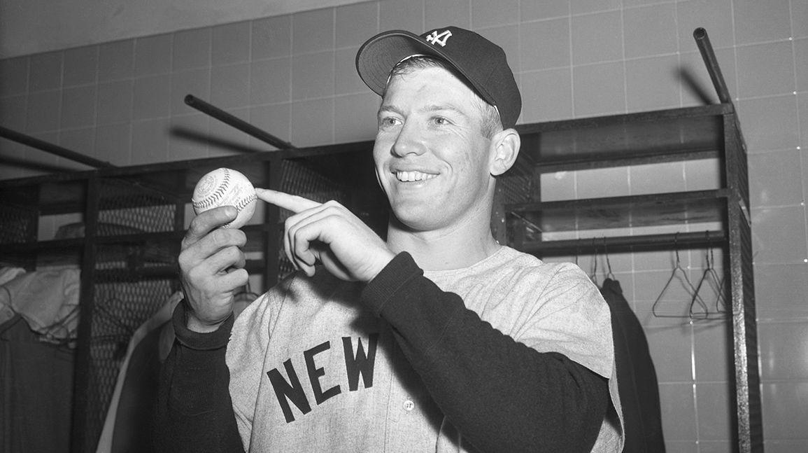 How a bat boy ended up with a $384K Mickey Mantle bat