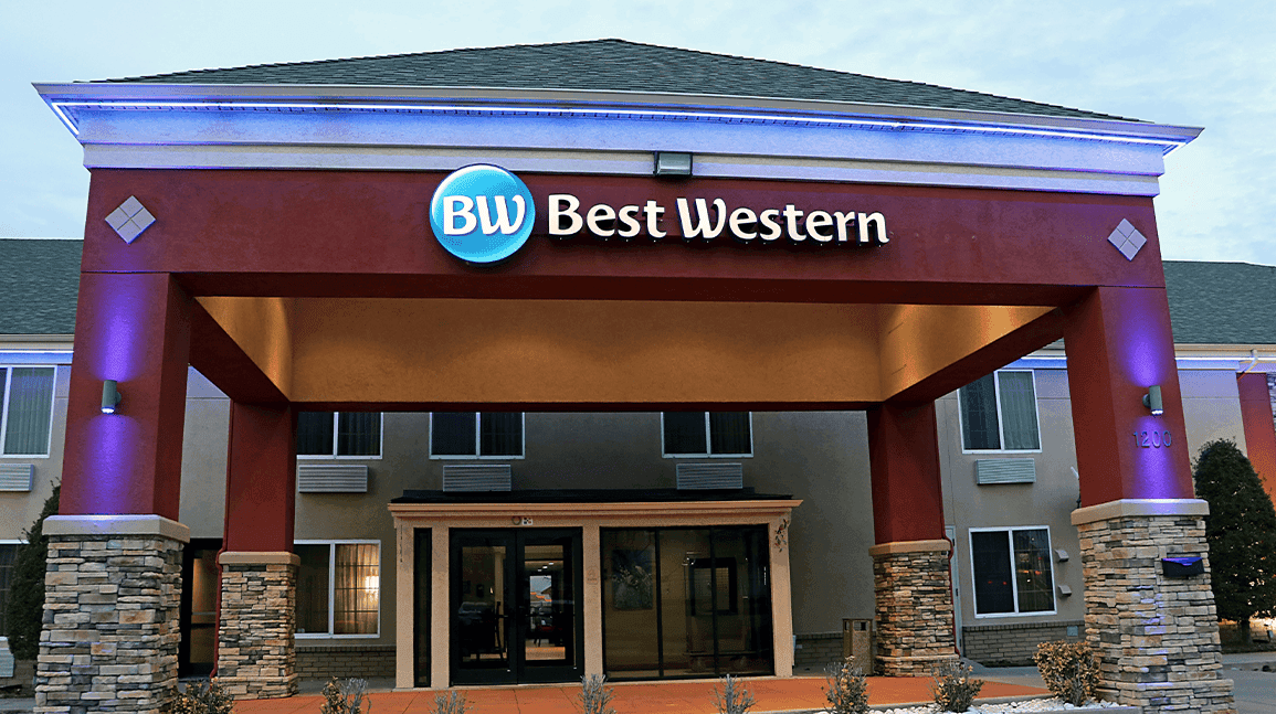 Cover Image for Two men plead guilty to theft of $2 million in baseball cards