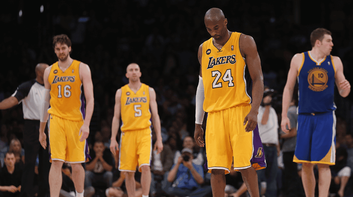 Cover Image for Kobe Bryant's 'Achilles Game' jersey up for auction