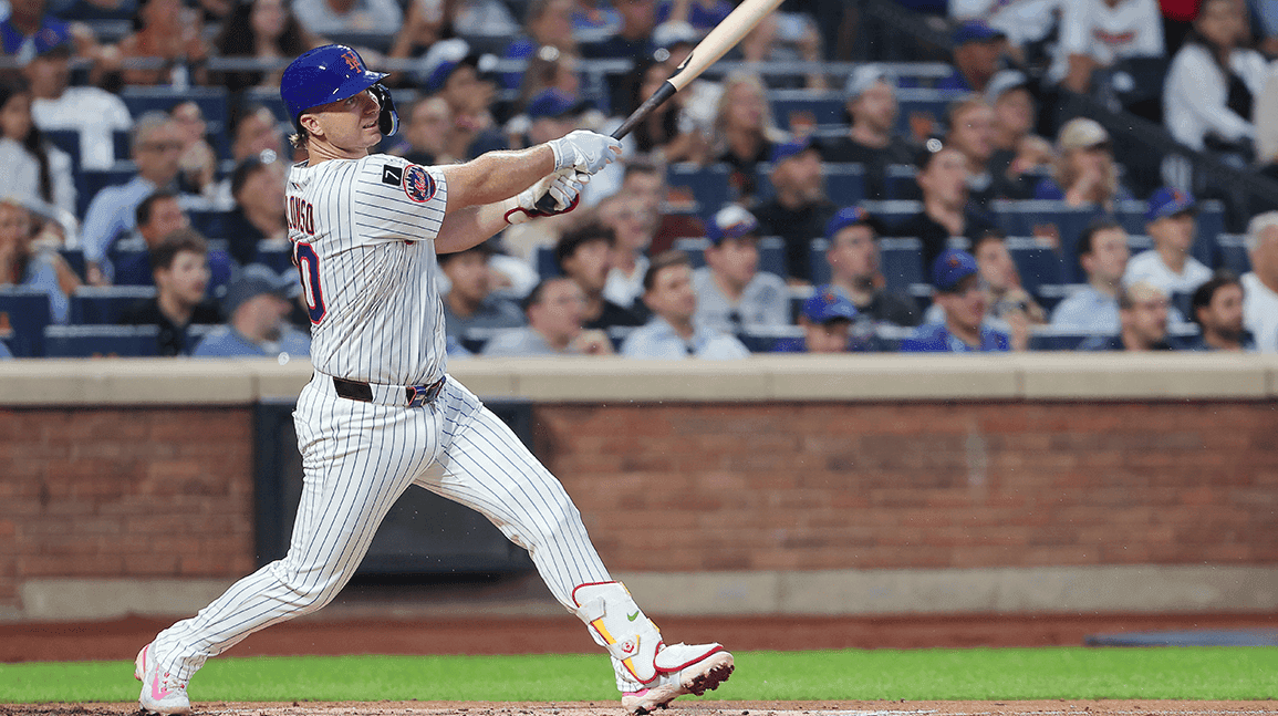 Mets redefine trading card giveaway for Pete Alonso milestone