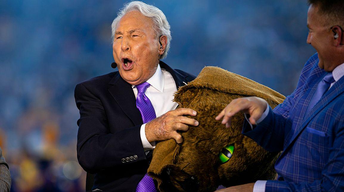 ESPN honors Lee Corso's final show with limited-edition figurines
