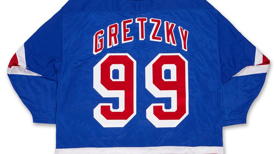 Wayne Gretzky's jersey from final NHL point back on market