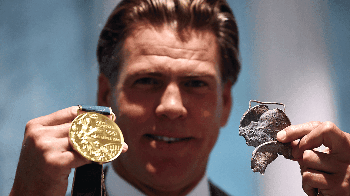 Gary Hall Jr. awarded replacements after losing Olympic medals in L.A. wildfires