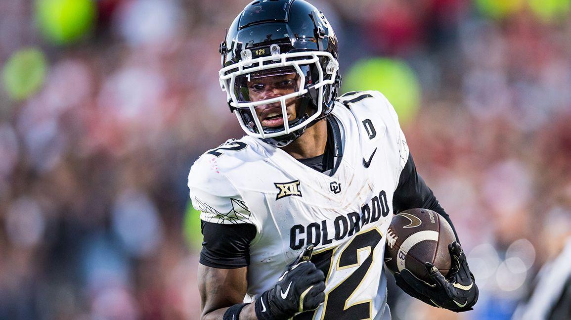 Travis Hunter signs autographed card deal with Panini