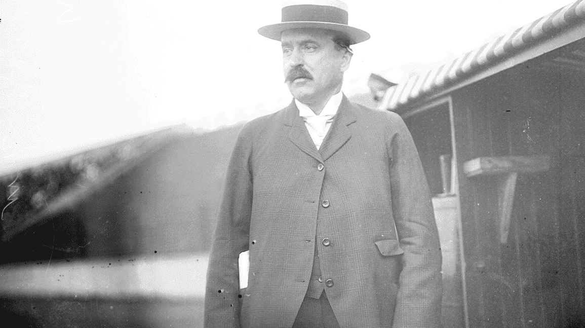 Rare signature of Hall of Fame manager sells for $54k