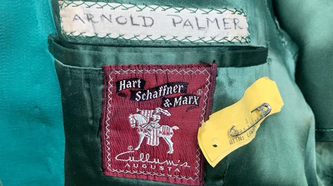 Cover Image for Sources: Arnold Palmer's Green Jacket among stolen Masters items