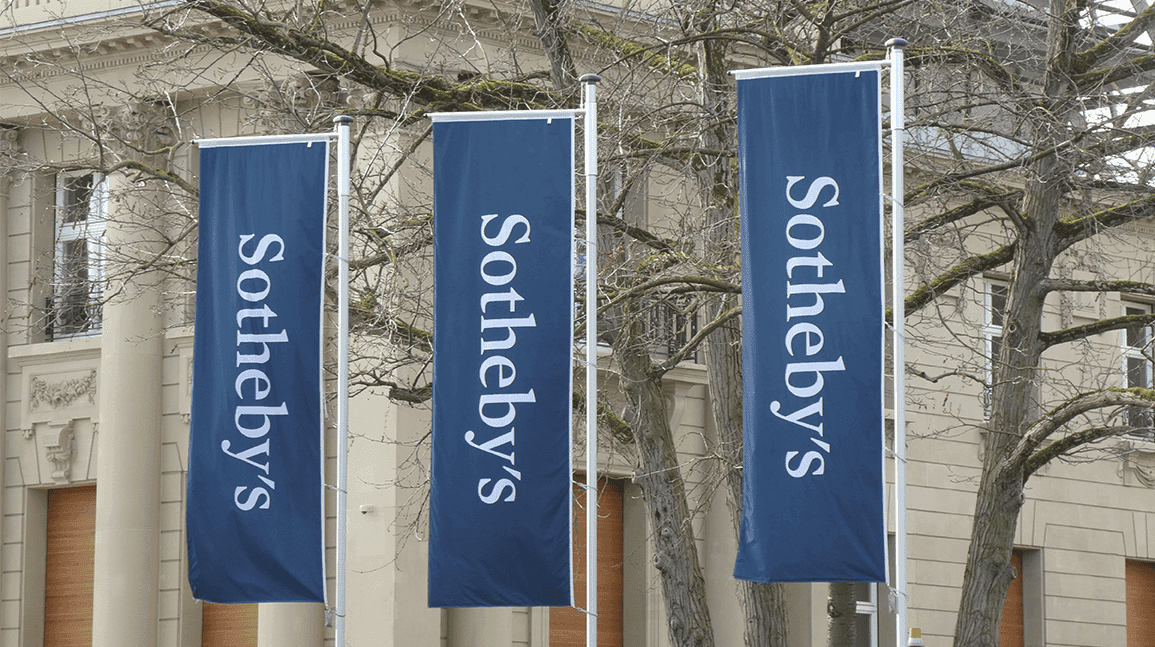 Cover Image for Sotheby's rolls back slashes to buyer's premiums