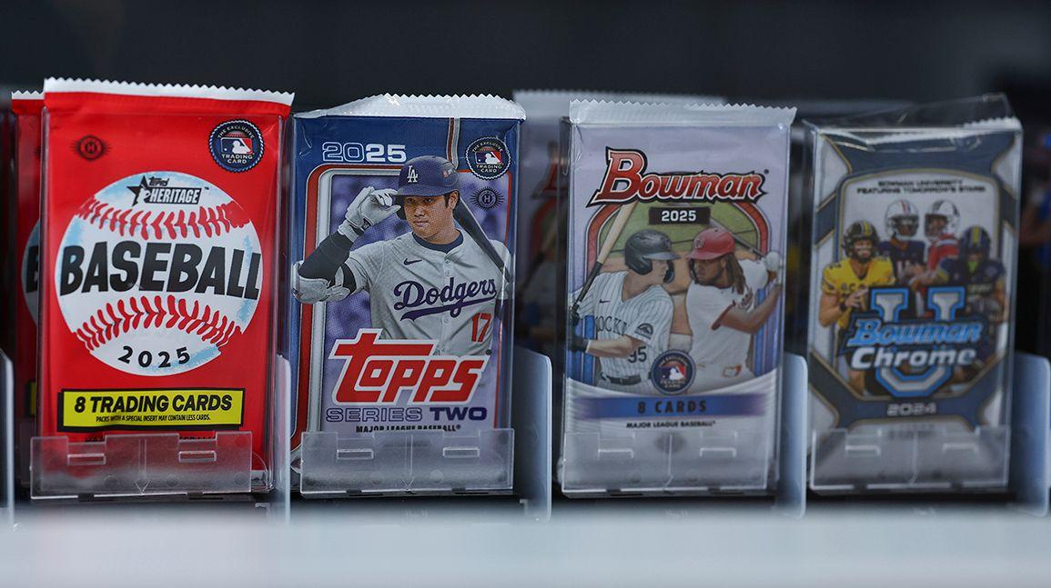 Topps to use Dutch auctions for select card releases